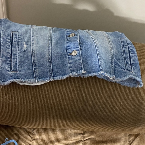 Eunina Classic Blue Jean Jacket - Picture 4 of 4